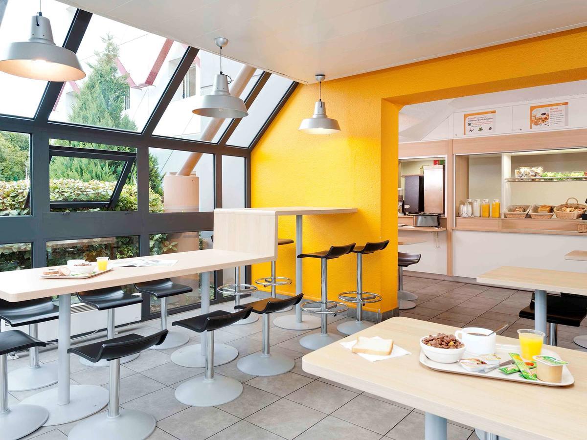 Hotelf1 Saint Etienne Est La Grand Croix Экстерьер фото